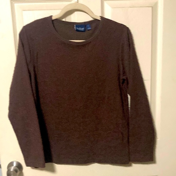 Long sleeve chocolate tee - Picture 7 of 7